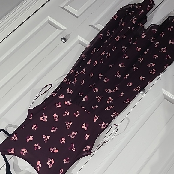 New without tags Elle dress - Picture 4 of 5